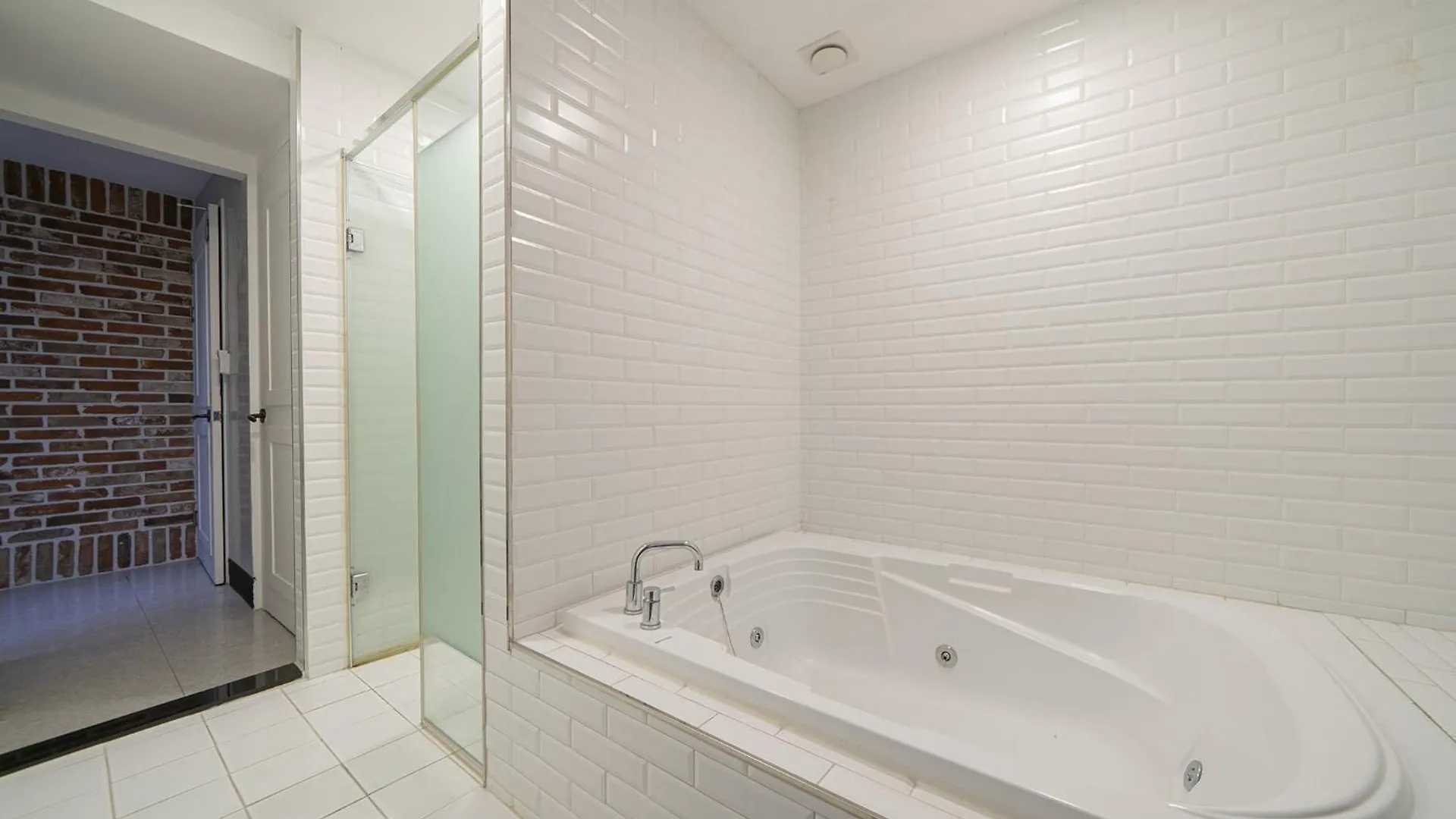 Ignis Hotel Busan