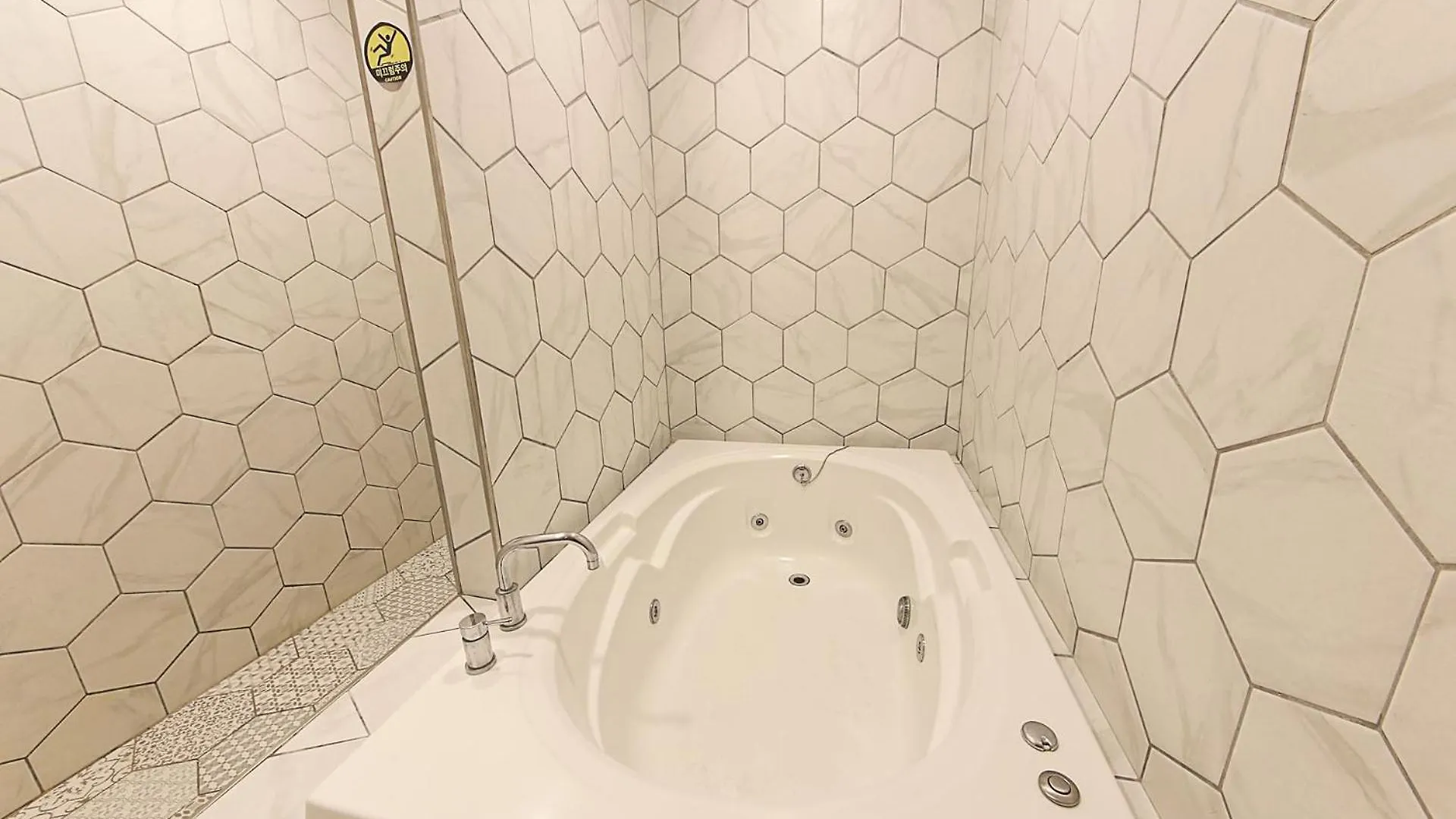 Ignis Hotel Busan